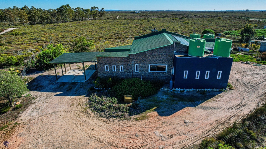 Commercial Property for Sale in Hartebeesfontein Western Cape